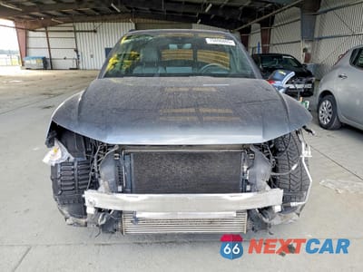 Piąte zdjęcie samochodu w środku: 2021 AUDI SQ5 PRESTIGE VIN:WA1C4AFY6M2046117 - miniatura