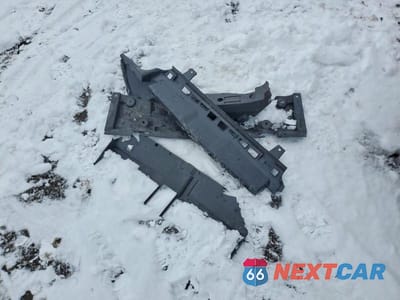 Zdjęcie 13 z 13 samochodu: 2024 MERCEDES-BENZ GLE 450E 4MATIC VIN:4JGFB4GB7RB183705 - miniatura