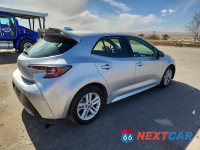 Trzecie zdjęcie samochodu z tyłu: 2020 TOYOTA COROLLA SE VIN:JTND4RBE1L3097159 - miniatura