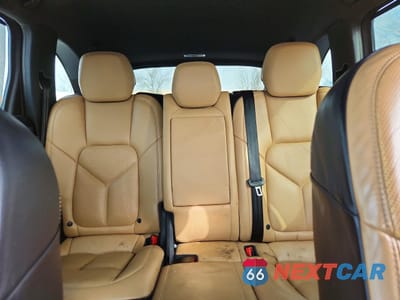 Zdjęcie 10 z 13 samochodu: 2017 PORSCHE CAYENNE 3.6L V6 VIN:WP1AA2A26HKA92064 - miniatura