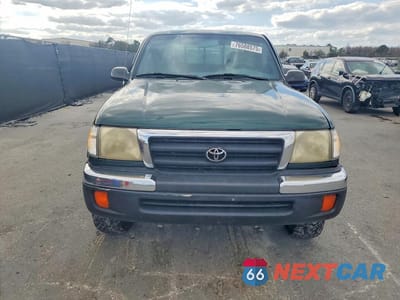 Piąte zdjęcie samochodu w środku: 2000 TOYOTA TACOMA XTRACAB VIN:4TAWM72N3YZ594649 - miniatura