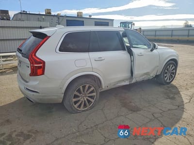 Trzecie zdjęcie samochodu z tyłu: 2017 VOLVO XC90 T6 VIN:YV4A22PL9H1140674 - miniatura