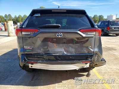 Zdjęcie 6 z 13 samochodu: 2023 TOYOTA RAV4 PRIME SE VIN:JTMCB3FVXPD145044 - miniatura