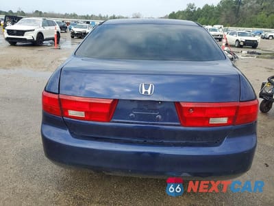 Zdjęcie 6 z 12 samochodu: 2003 HONDA ACCORD LX VIN:1HGCM56303A081632 - miniatura