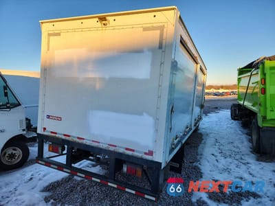 Trzecie zdjęcie samochodu z tyłu: 2022 ISUZU NPR HD VIN:54DC4W1D9NS202896 - miniatura