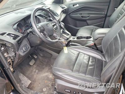 Zdjęcie 7 z 11 samochodu: 2016 FORD ESCAPE SE VIN:1FMCU9GX3GUB69680 - miniatura
