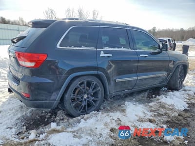 Trzecie zdjęcie samochodu z tyłu: 2012 JEEP GRAND CHEROKEE OVERLAND VIN:1C4RJFCT9CC297642 - miniatura