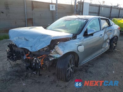 2018 KIA OPTIMA PLUG-IN HYBRID KNAGV4LD0J5023575 - główne zdjęcie licytacji z USA - miniatura