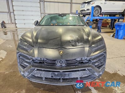 Piąte zdjęcie samochodu w środku: 2019 LAMBORGHINI URUS VIN:ZPBCA1ZL2KLA04428 - miniatura