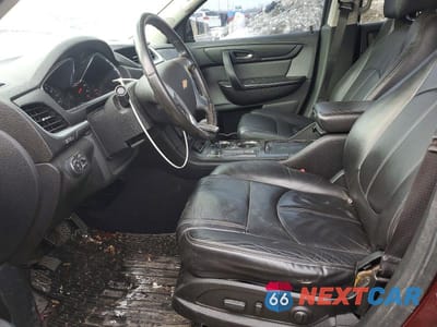 Zdjęcie 7 z 12 samochodu: 2017 CHEVROLET TRAVERSE LT VIN:1GNKRHKDXHJ182705 - miniatura