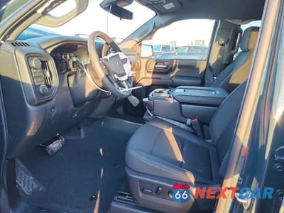 Zdjęcie 7 z 11 samochodu: 2026 CHEVROLET SILVERADO K1500 TRAIL BOSS CUSTOM VIN:3GCUKCE86TG244120 - miniatura