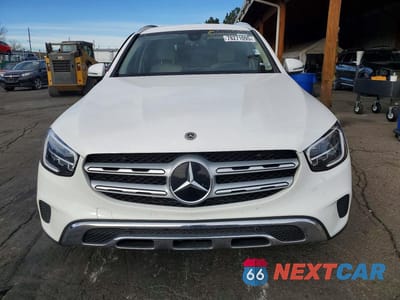 Piąte zdjęcie samochodu w środku: 2021 MERCEDES-BENZ GLC 300 4MATIC VIN:W1N0G8EB5MV270458 - miniatura