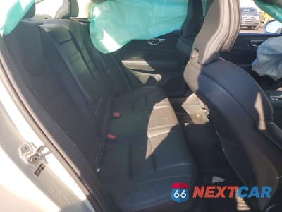 Zdjęcie 10 z 12 samochodu: 2019 VOLVO S60 T5 INSCRIPTION VIN:7JR102FL2KG016861 - miniatura