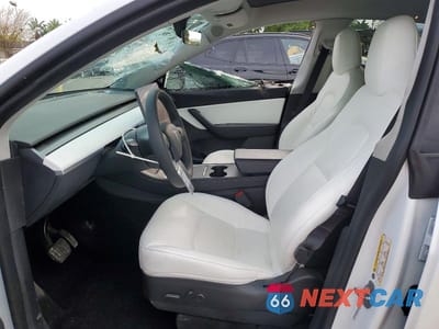 Zdjęcie 7 z 12 samochodu: 2021 TESLA MODEL Y VIN:5YJYGDEEXMF198698 - miniatura