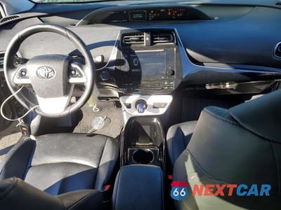 Zdjęcie 8 z 11 samochodu: 2017 TOYOTA PRIUS VIN:JTDKARFU3H3043701 - miniatura