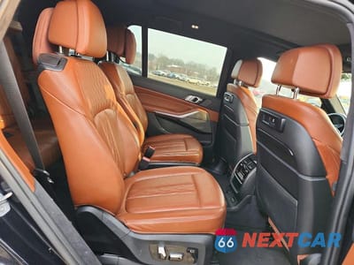 Zdjęcie 11 z 12 samochodu: 2019 BMW X7 XDRIVE50I VIN:5UXCX4C55KLS37056 - miniatura