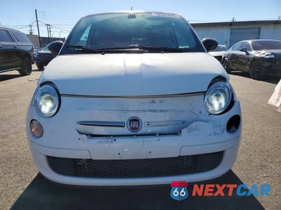 Piąte zdjęcie samochodu w środku: 2017 FIAT 500 POP VIN:3C3CFFKR0HT659144 - miniatura