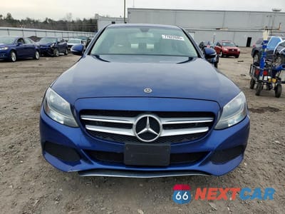 Piąte zdjęcie samochodu w środku: 2018 MERCEDES-BENZ C 300 4MATIC VIN:55SWF4KB7JU261416 - miniatura