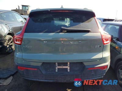 Zdjęcie 6 z 12 samochodu: 2025 VOLVO XC40 PLUS VIN:YV4L12UC9S2455735 - miniatura