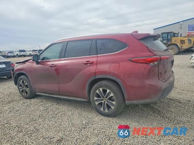 Drugie zdjęcie samochodu z przodu: 2021 TOYOTA HIGHLANDER XLE VIN:5TDGZRAHXMS524451 - miniatura