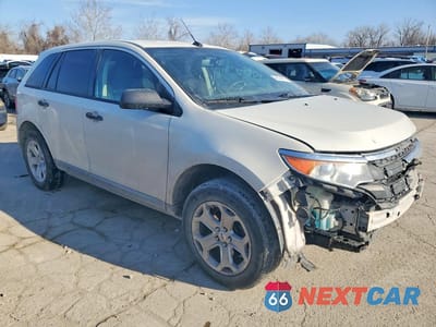 Czwarte zdjęcie samochodu z boku: 2013 FORD EDGE SE VIN:2FMDK4GC2DBB97997 - miniatura