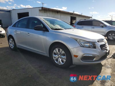 Czwarte zdjęcie samochodu z boku: 2016 CHEVROLET CRUZE LIMITED LS VIN:1G1PC5SG5G7217437 - miniatura
