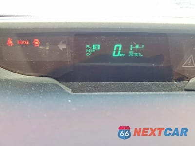 Zdjęcie 9 z 13 samochodu: 2008 TOYOTA PRIUS VIN:JTDKB20UX87774745 - miniatura