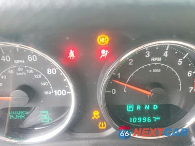 Zdjęcie 9 z 12 samochodu: 2016 JEEP WRANGLER UNLIMITED SPORT VIN:1C4BJWDG0GL120468 - miniatura