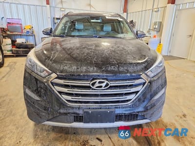 Piąte zdjęcie samochodu w środku: 2017 HYUNDAI TUCSON LIMITED VIN:KM8J3CA27HU276799 - miniatura