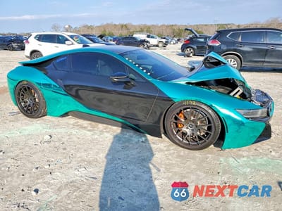 Czwarte zdjęcie samochodu z boku: 2015 BMW I8 VIN:WBY2Z2C5XFV391542 - miniatura