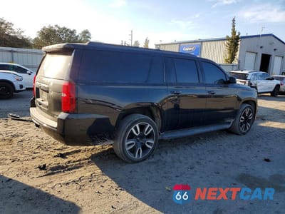 Trzecie zdjęcie samochodu z tyłu: 2020 CHEVROLET SUBURBAN K1500 LT VIN:1GNSKHKC8LR101352 - miniatura