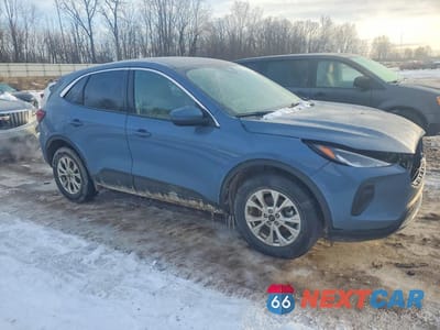 Czwarte zdjęcie samochodu z boku: 2023 FORD ESCAPE ACTIVE VIN:1FMCU9GN4PUA10097 - miniatura