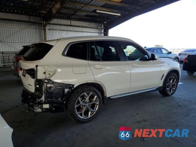 Trzecie zdjęcie samochodu z tyłu: 2022 BMW X3 XDRIVE30I VIN:5UX53DP0XN9M66319 - miniatura