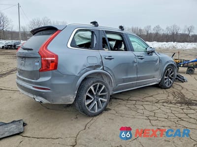 Trzecie zdjęcie samochodu z tyłu: 2020 VOLVO XC90 T6 MOMENTUM VIN:YV4A22PK9L1593645 - miniatura