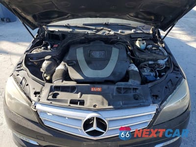 Zdjęcie 11 z 12 samochodu: 2011 MERCEDES-BENZ C 300 VIN:WDDGF5EB2BF635666 - miniatura