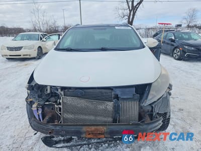 Piąte zdjęcie samochodu w środku: 2012 KIA SPORTAGE SX VIN:KNDPCCA6XC7254031 - miniatura