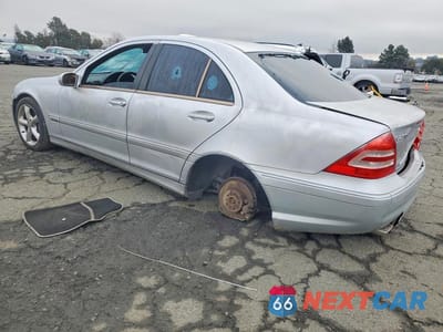 Drugie zdjęcie samochodu z przodu: 2004 MERCEDES-BENZ C 320 VIN:WDBRF64J74F482169 - miniatura