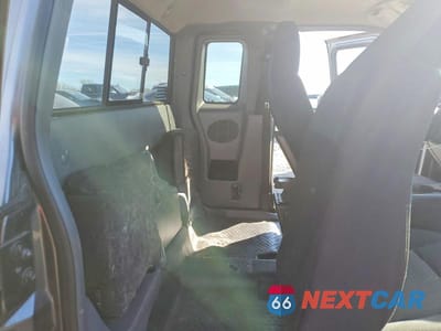 Zdjęcie 10 z 11 samochodu: 2004 FORD RANGER SUPER CAB VIN:1FTYR44U24PA31244 - miniatura