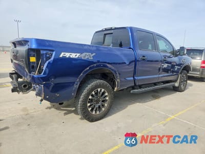 Trzecie zdjęcie samochodu z tyłu: 2020 NISSAN TITAN XD PRO-4X VIN:1N6AA1FB1LN505016 - miniatura