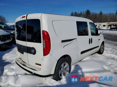 Trzecie zdjęcie samochodu z tyłu: 2015 RAM PROMASTER CITY SLT VIN:ZFBERFBT6F6A83631 - miniatura