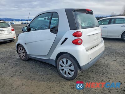 Drugie zdjęcie samochodu z przodu: 2012 SMART FORTWO PURE VIN:WMEEJ3BA7CK577435 - miniatura