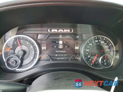 Zdjęcie 9 z 12 samochodu: 2022 RAM 1500 BIG HORN/LONE STAR VIN:1C6RRFBGXNN396353 - miniatura
