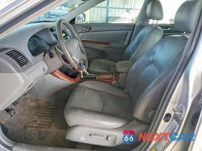 Zdjęcie 7 z 11 samochodu: 2002 TOYOTA CAMRY VIN:4T1BF30K02U532916 - miniatura