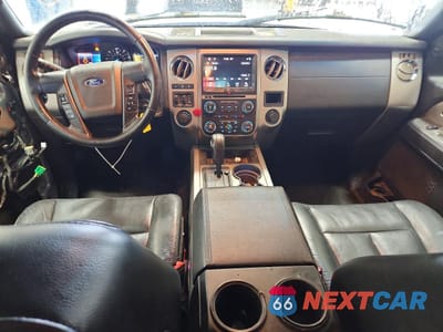Zdjęcie 8 z 13 samochodu: 2017 FORD EXPEDITION XLT VIN:1FMJU1JT4HEA22374 - miniatura