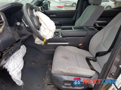 Zdjęcie 7 z 12 samochodu: 2025 TOYOTA TUNDRA SR5 VIN:5TFLA5DB1SX247704 - miniatura