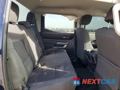 Zdjęcie 10 z 12 samochodu: 2024 TOYOTA TUNDRA SR5 VIN:5TFLA5DB6RX214210 - miniatura