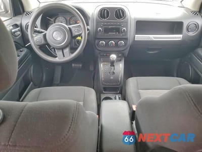 Zdjęcie 8 z 12 samochodu: 2015 JEEP COMPASS SPORT VIN:1C4NJDBB7FD218107 - miniatura