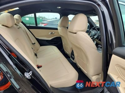 Zdjęcie 10 z 11 samochodu: 2021 BMW 330I VIN:3MW5R1J01M8B86396 - miniatura