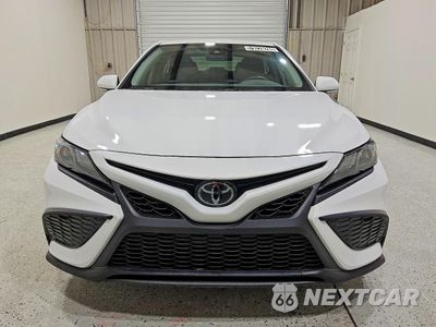 Piąte zdjęcie samochodu w środku: 2024 TOYOTA CAMRY SE VIN:4T1G11AK2RU232859 - miniatura
