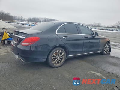 Trzecie zdjęcie samochodu z tyłu: 2016 MERCEDES-BENZ C 300 4MATIC VIN:55SWF4KB0GU146505 - miniatura